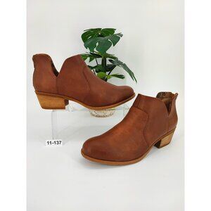 B.O.C. Women's Lucy Brown Faux Leather Ankle Boots Size 11M US
